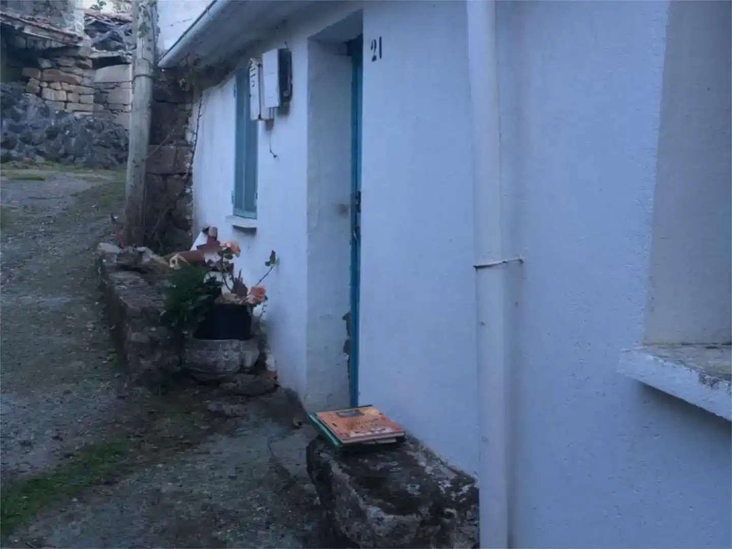 Vista exterior de Finca rústica en venda en Bande amb Jardí privat i Moblat