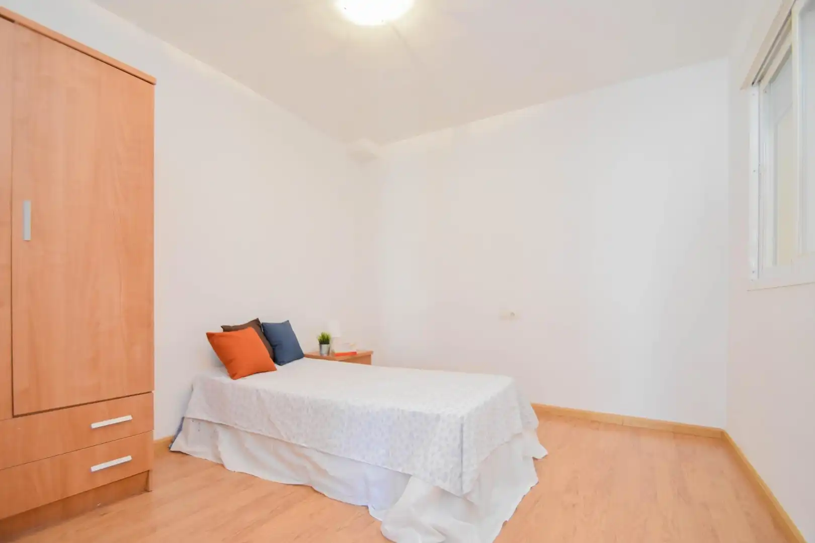 Habitación de Piso en venta en Atarfe con Aire acondicionado, Calefacción y Trastero