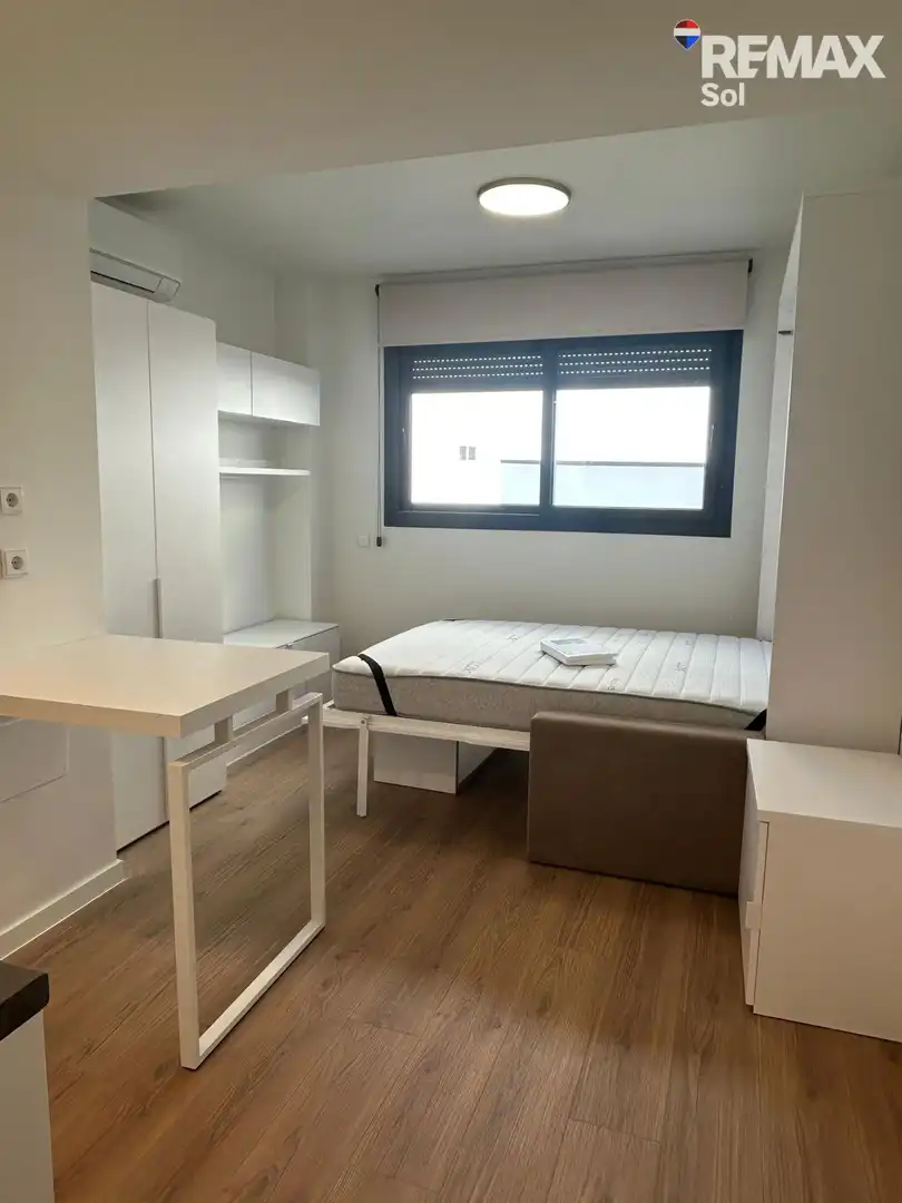 Bedroom of Study for rent in San Sebastián de los Reyes  with Air Conditioner and Community pool