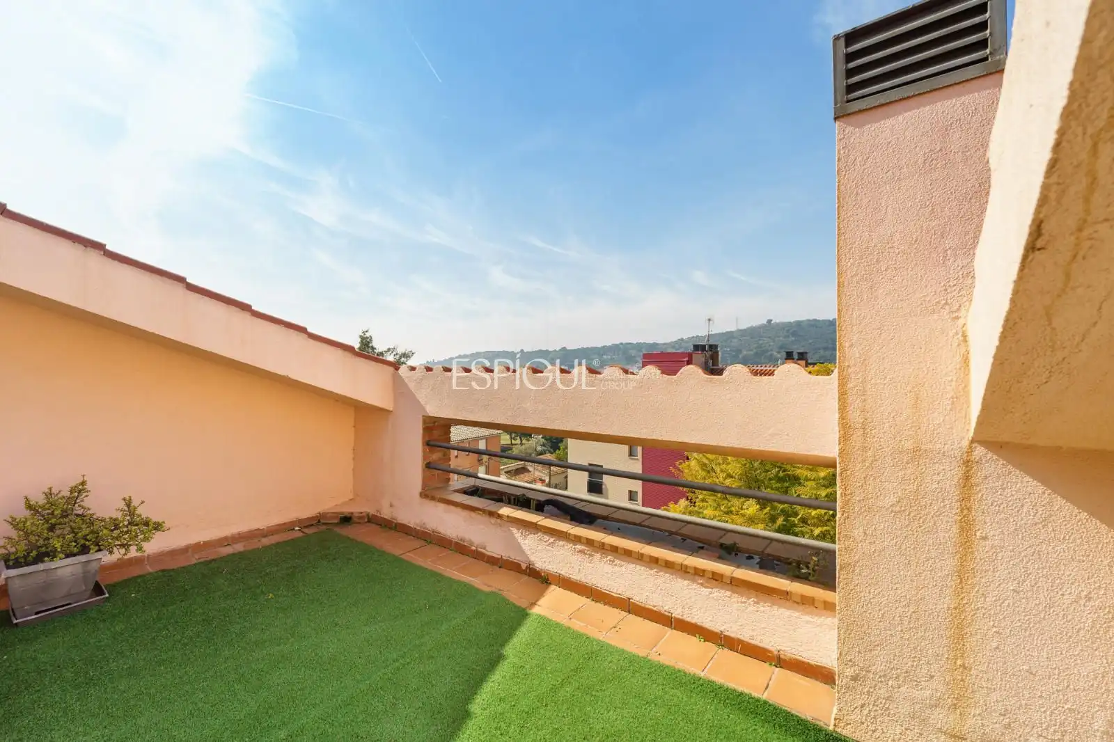 Terraza de Casa adosada en venta en Tiana con Calefacción, Jardín privado y Parquet