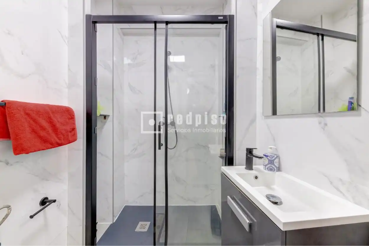 Baño de Piso en venta en Las Rozas de Madrid con Aire acondicionado, Calefacción y Terraza