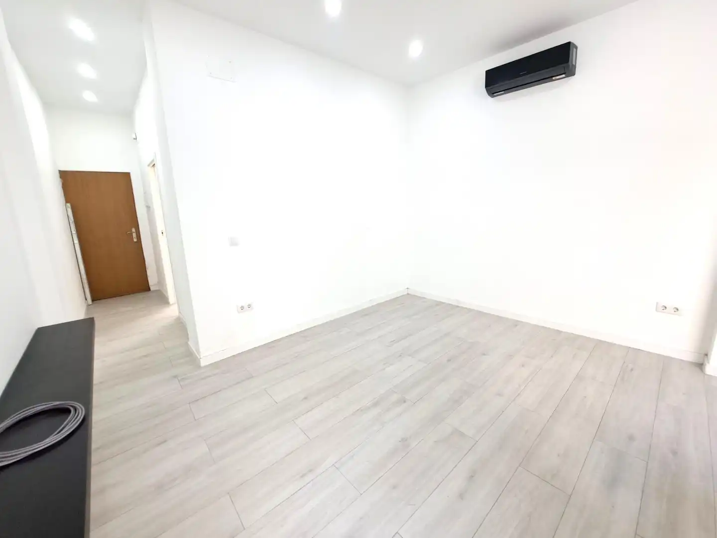 Planta baixa de lloguer a La Constitución - Canaleta