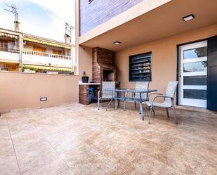 Terrace of House or chalet for sale in Torrevieja  with Air Conditioner, Heating and Private garden