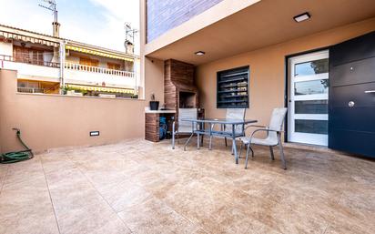 Terrace of House or chalet for sale in Torrevieja  with Air Conditioner, Heating and Private garden