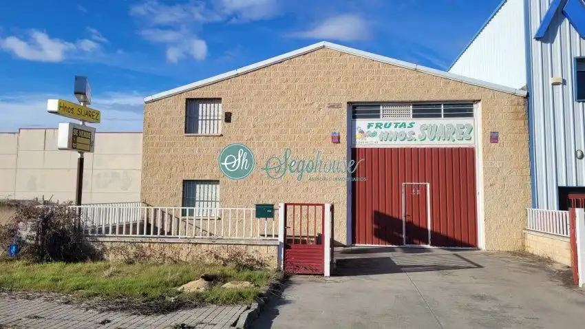 Exterior view of Industrial buildings for sale in Segovia