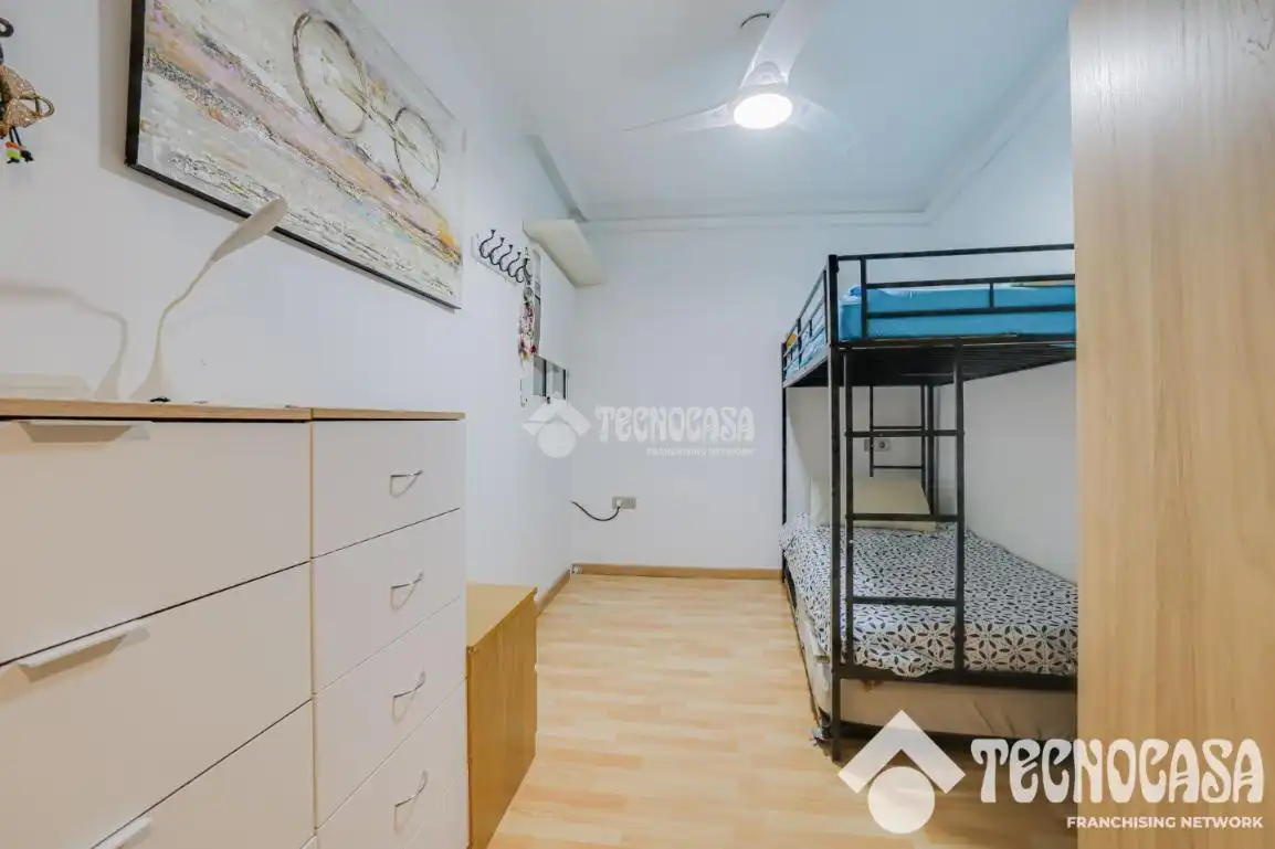 Habitación de Piso en venta en Barcelona con Aire acondicionado, Calefacción y Parquet