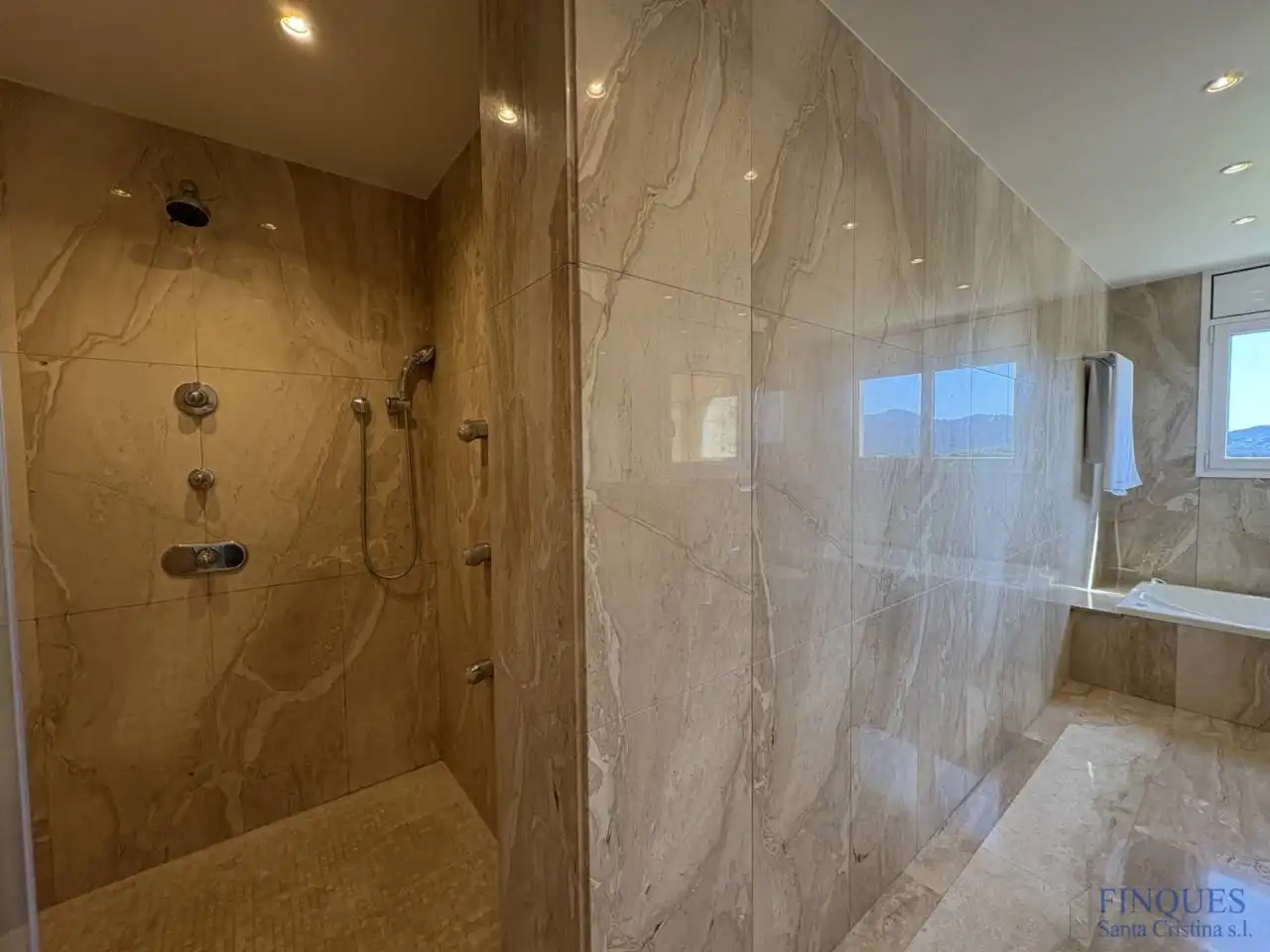 Baño de Casa o chalet en venta en Santa Cristina d'Aro con Aire acondicionado, Calefacción y Jardín privado