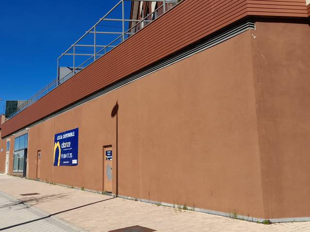 Local comercial en Alquiler en Ricardo Bofill en Primera Fase - Nuevo Tres Cantos