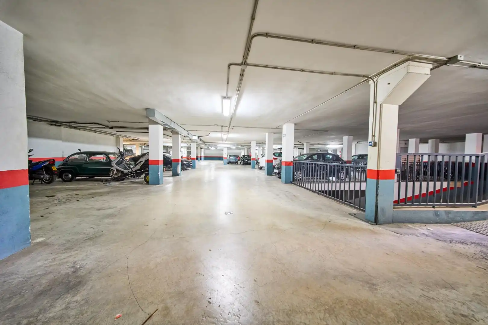 Parking of Flat for sale in Alfacar  with Furnished