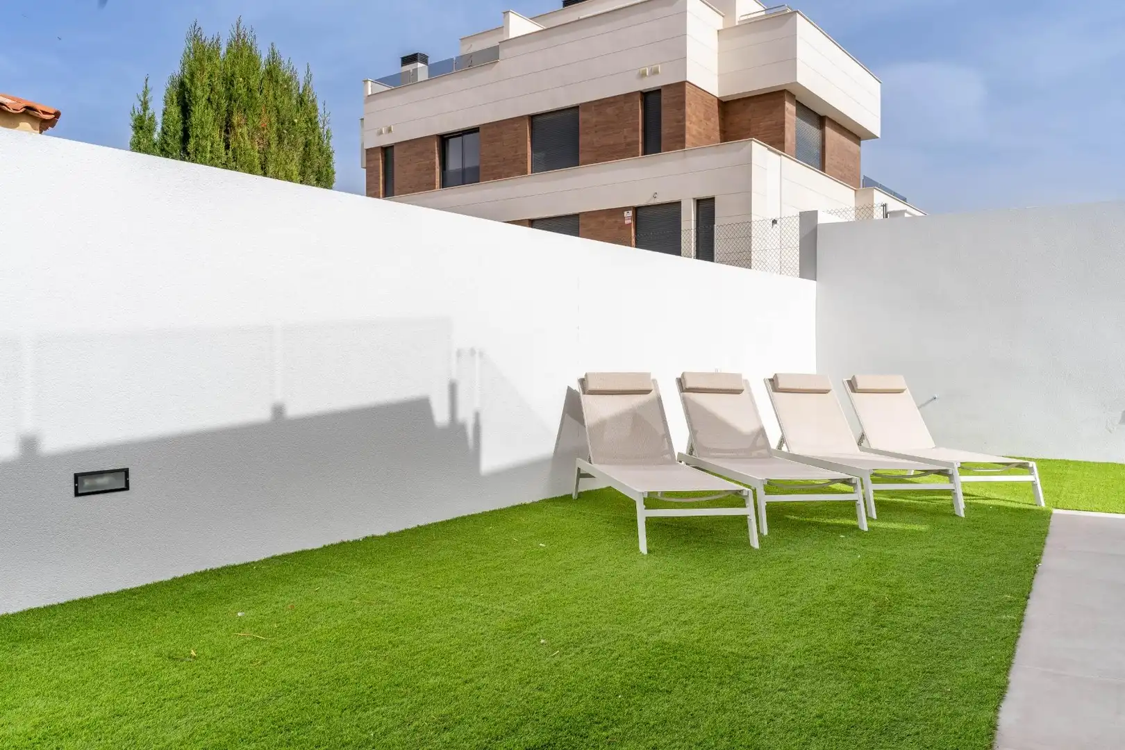 Terrassa de Casa o xalet en venda en Torrevieja amb Aire condicionat, Calefacció i Jardí privat