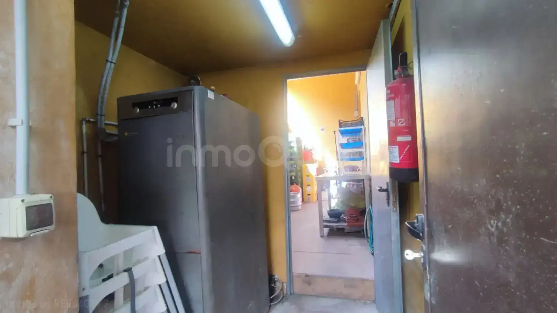 Cuina de Local en venda en Oviedo 