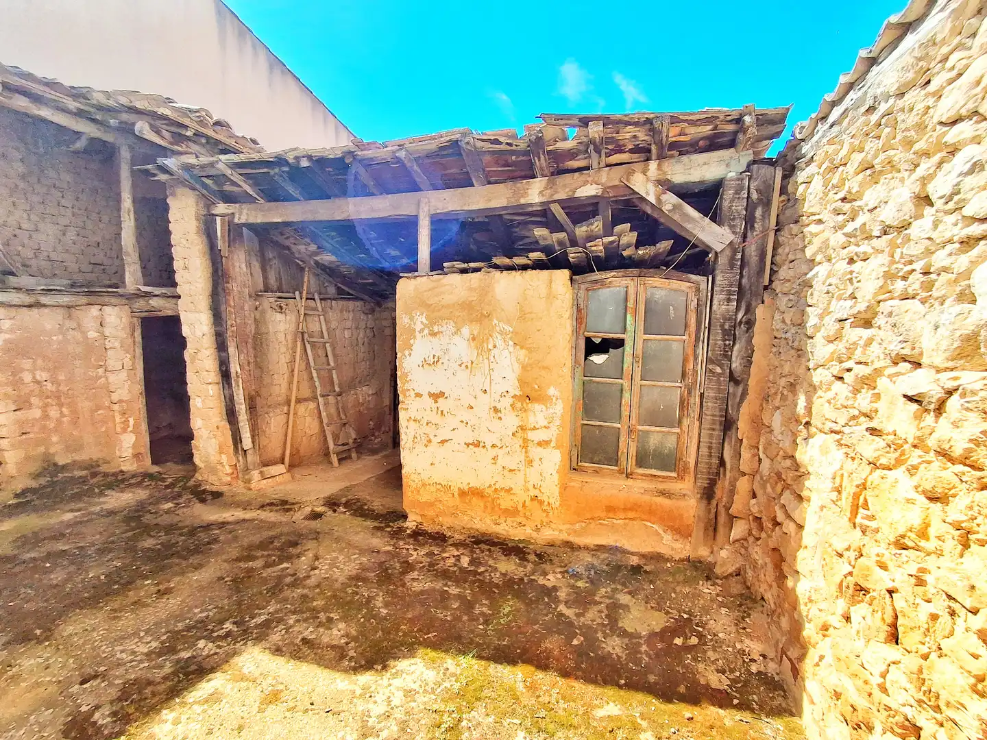 Exterior view of Detached homes for sale in La Vid y Barrios   with Private garden and Furnished