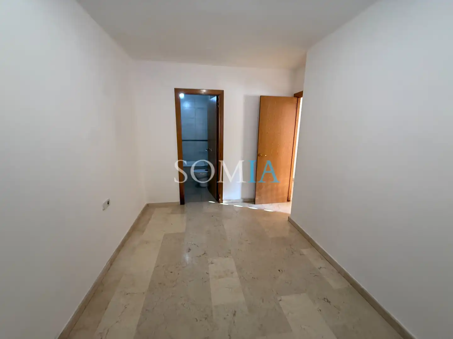 Piso en venta en Sant Celoni con Calefacción, Horno y Internet
