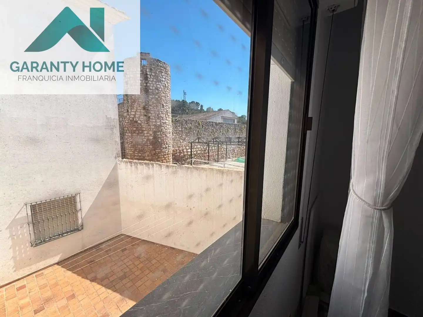 Terraza de Piso en venta en Torredonjimeno con Amueblado y Balcón
