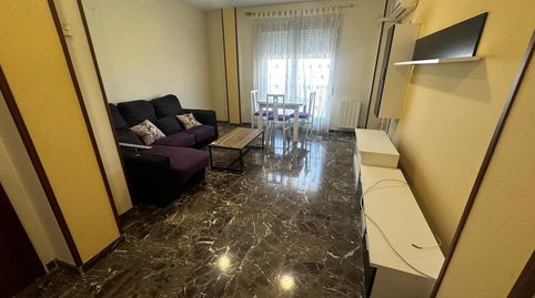 Foto 2 de Apartamento de alquiler en Calle Juanito Valderrama, 11, Ctra. Circunvalación - La Magdalena, Jaén Capital