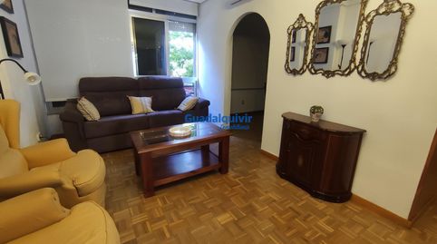 Foto 2 de Piso de alquiler en Triana Oeste, Sevilla Capital