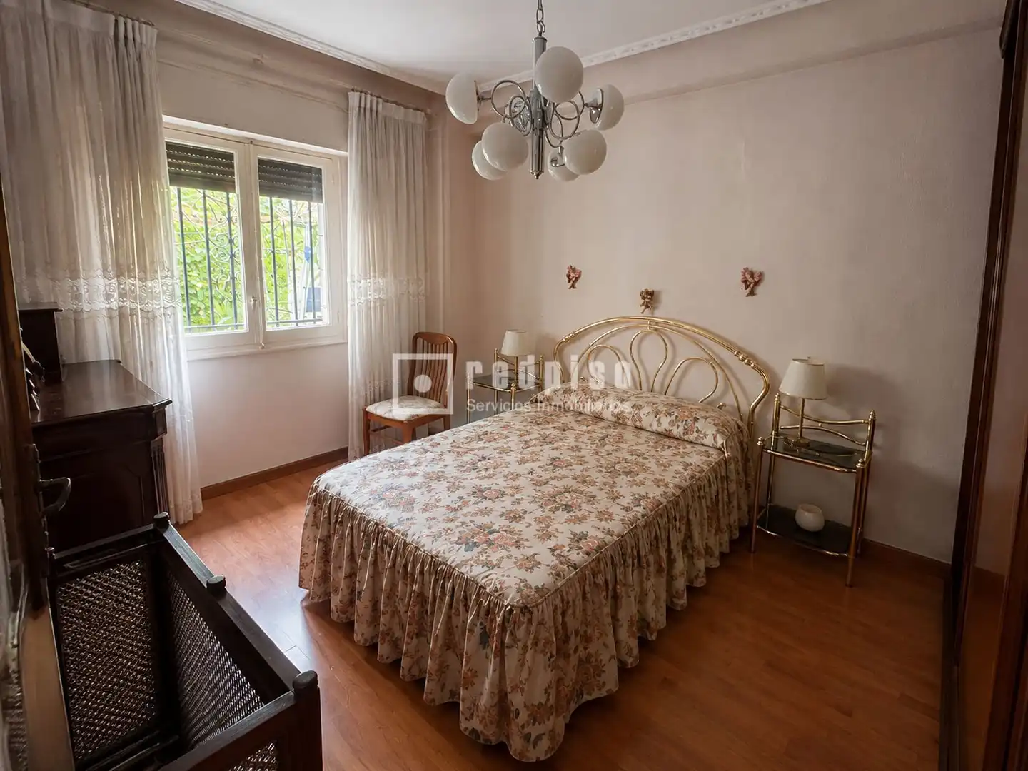 Habitación de Piso en venta en Madrid con Calefacción y Terraza