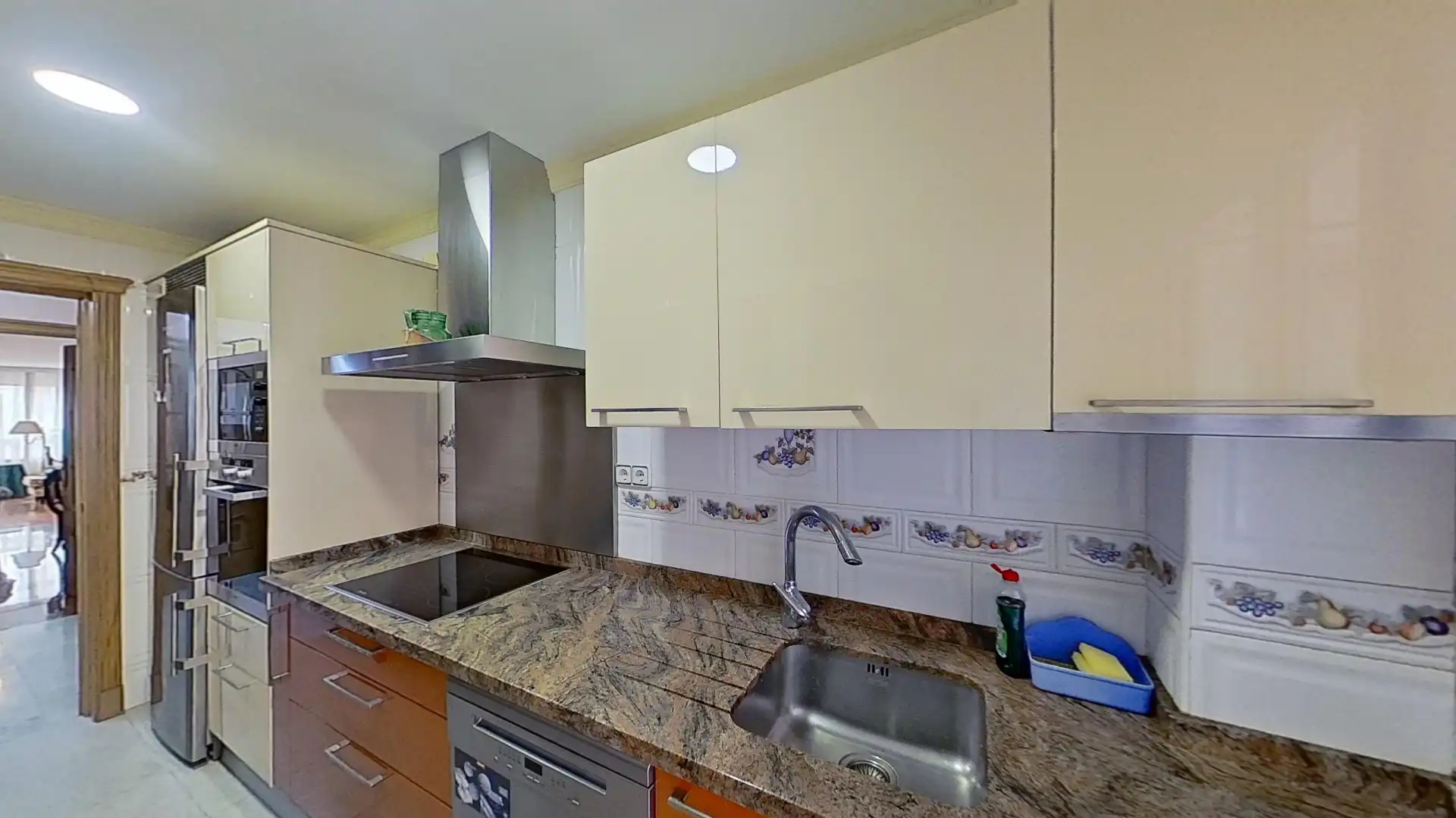 Kitchen of Flat for sale in Málaga  with Air Conditioner and Furnished