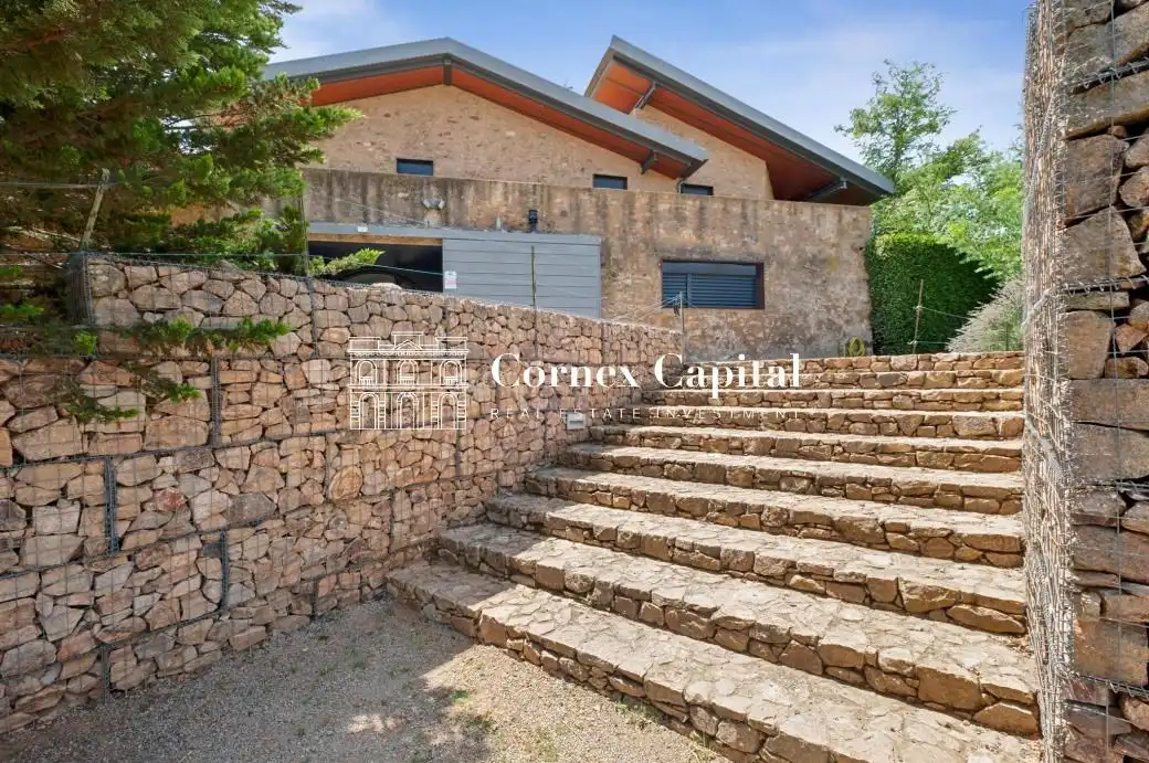 Vista exterior de Casa o xalet en venda en Forallac amb Aire condicionat, Calefacció i Jardí privat