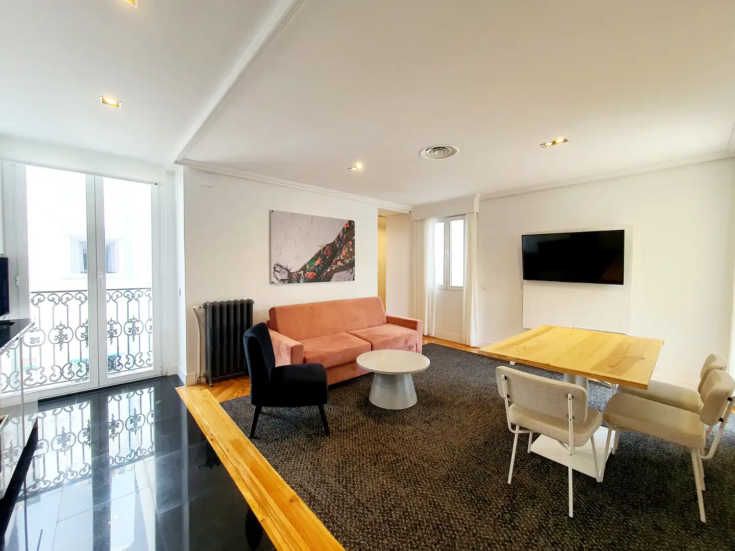 Living room of Attic for rent in Madrid  with Air Conditioner, Heating and Private garden