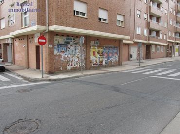 Gewerbefläche zur Miete in Calle El Coso