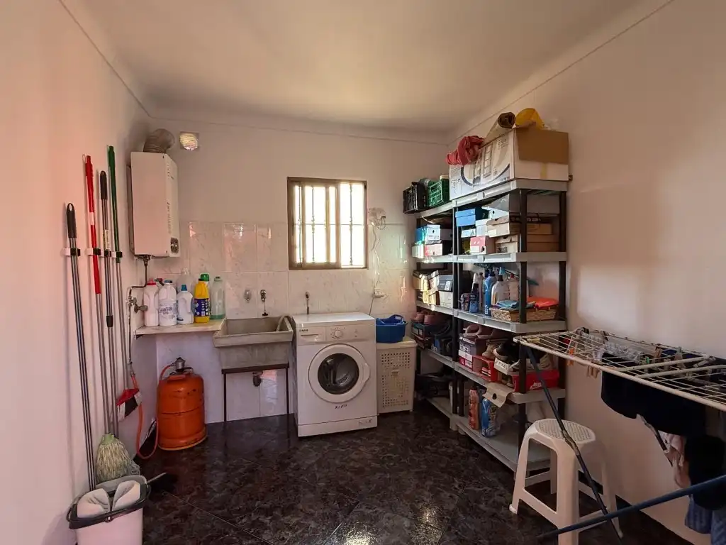Cuina de Casa o xalet en venda en Vélez-Málaga amb Aire condicionat i Terrassa