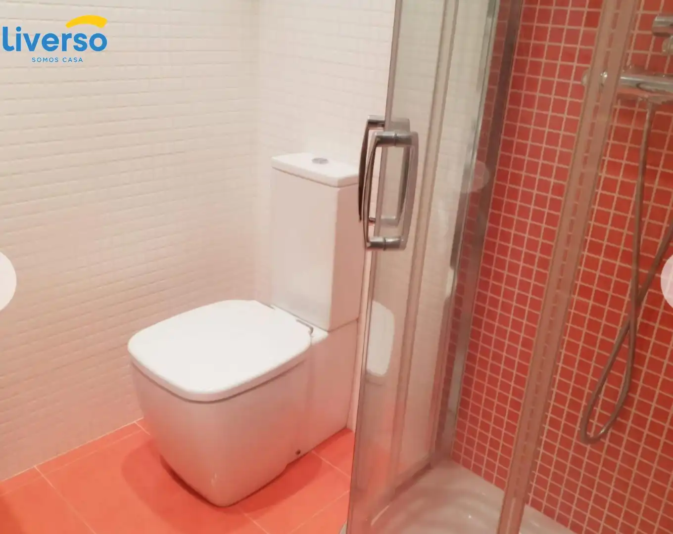 Baño de Casa o chalet en venta en Castrillo del Val con Calefacción, Parquet y Terraza