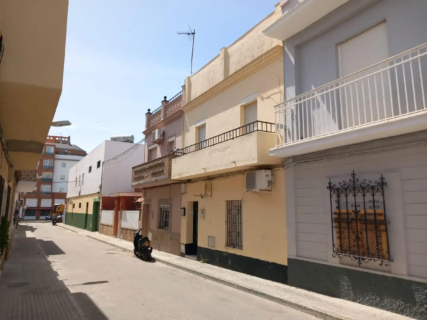 Vista exterior de Pis en venda en El Puerto de Santa María amb Terrassa