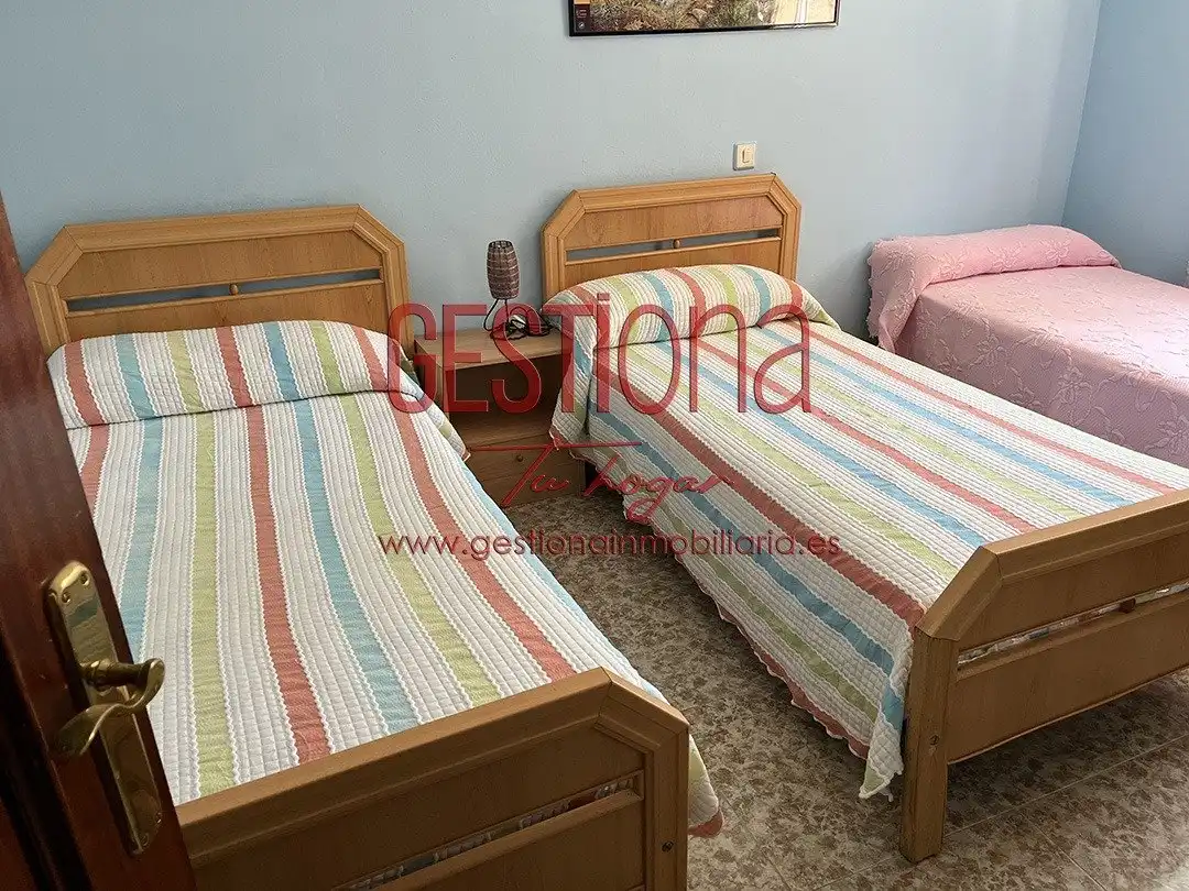 Habitación de Casa o chalet en venta en Noja con Jardín privado, Terraza y Amueblado