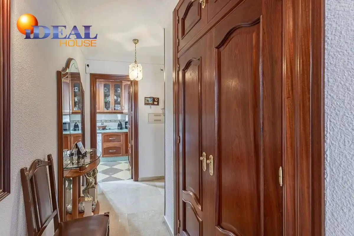 Piso con ascensor en venta en Calle ARQUITECTO JIMENEZ LACAL, imagen 28