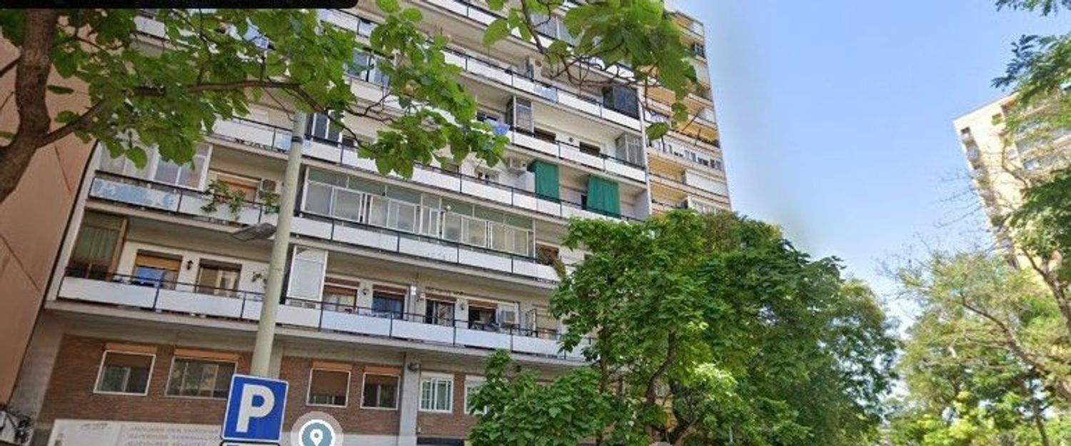 Exterior view of Flat for sale in  Barcelona Capital