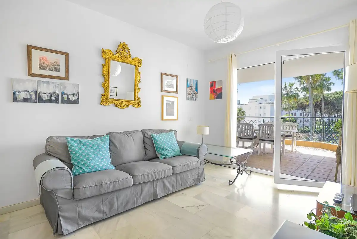Apartament amb piscina en venda a Calahonda, imagen 5