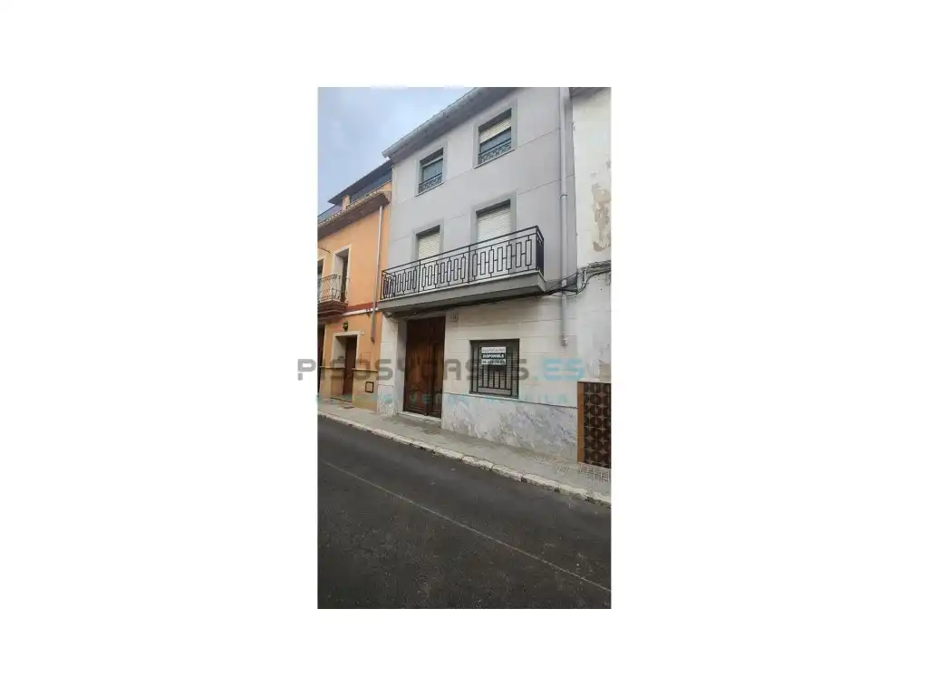 Casa con terrazza in vendita a Calle San Roque 9