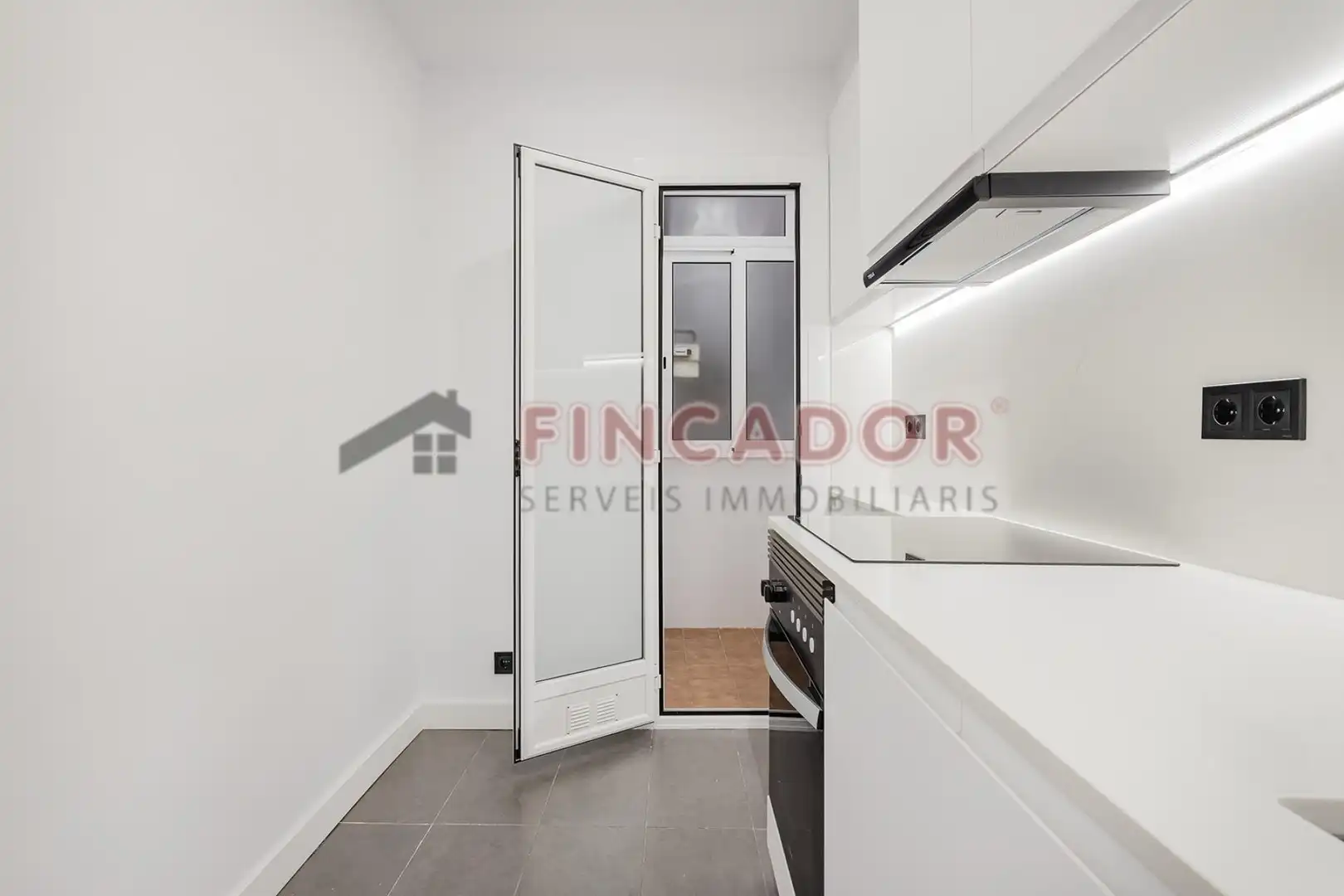 Cocina de Piso en venta en Esplugues de Llobregat con Aire acondicionado, Calefacción y Parquet