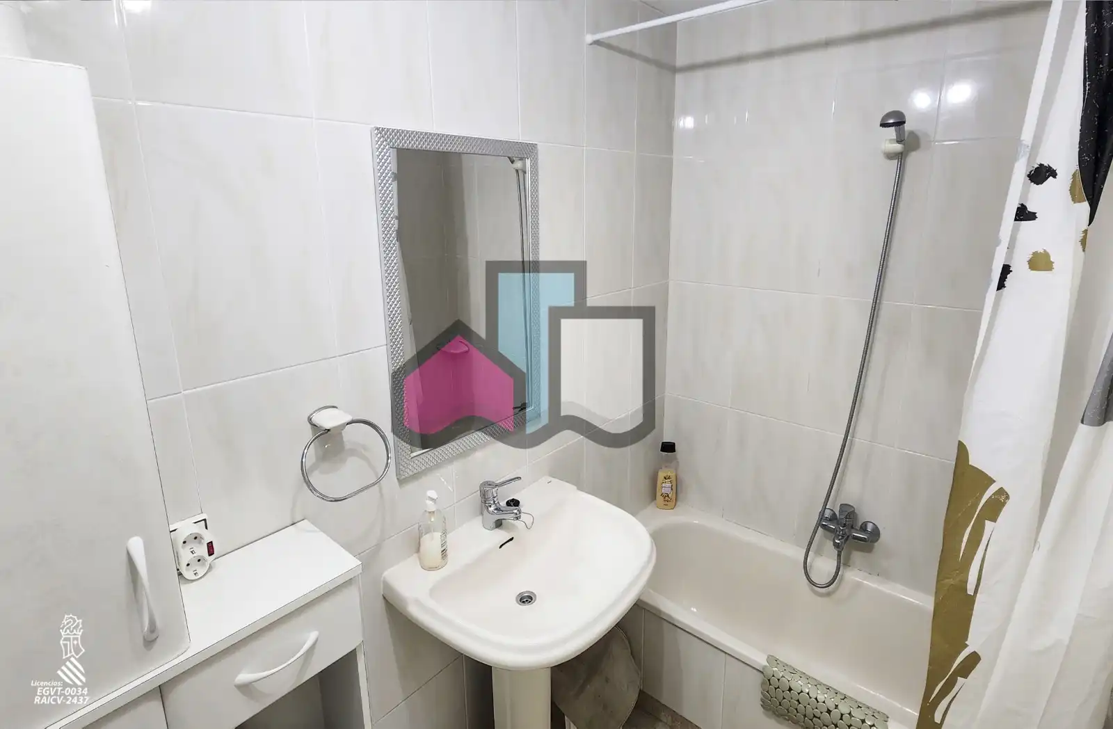 Baño de Apartamento en venta en Cullera con Aire acondicionado, Terraza y Amueblado
