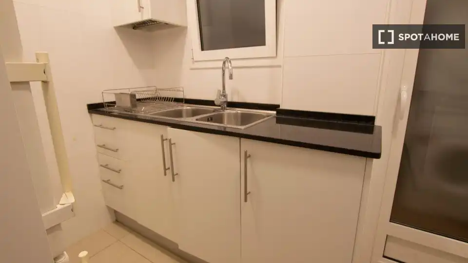 Piso con terraza en alquiler en Centre - Estació, imagen 9