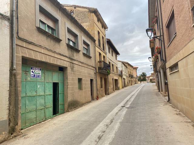 Casa-chalet en Venta en Calle Miguel Villanueva en Zarratón