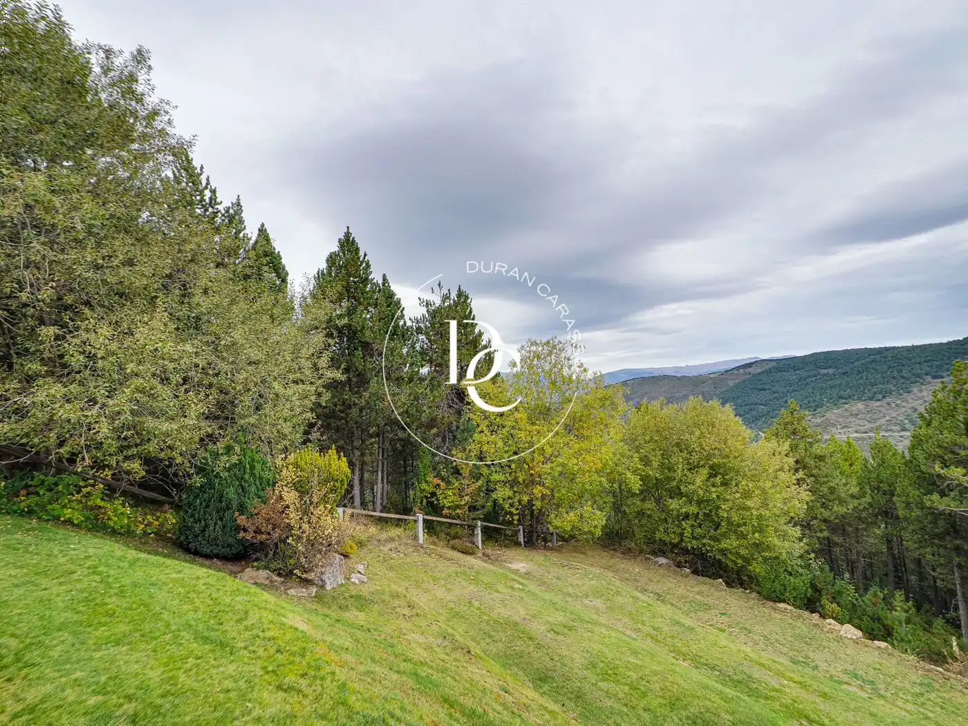 Residential for sale in Alp