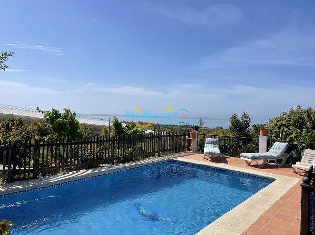 Casa-chalet en Venta en Centro