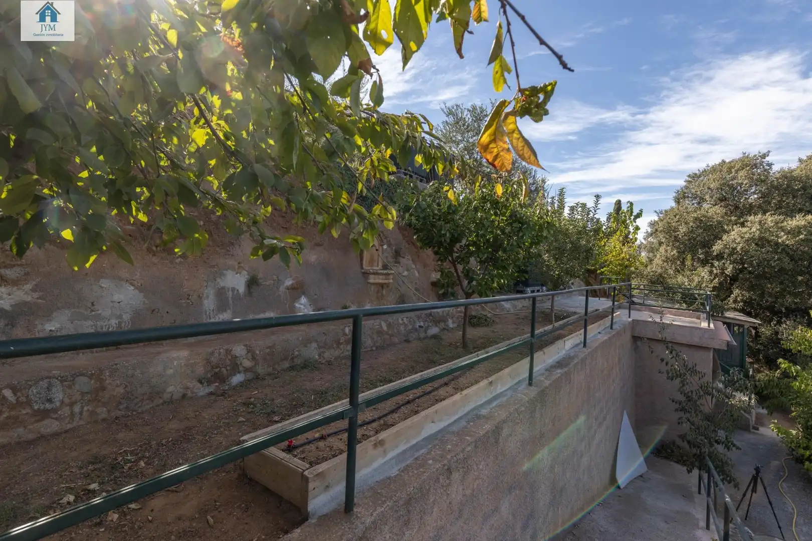 Vista exterior de Casa o chalet en venta en Dílar con Aire acondicionado, Calefacción y Jardín privado