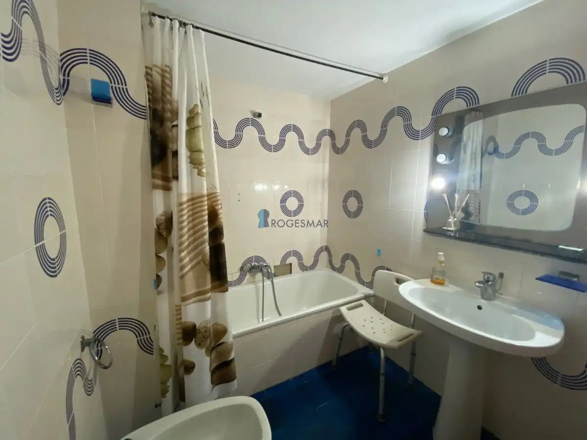 Bathroom of Apartments for sale in Benicasim / Benicàssim  with Community pool