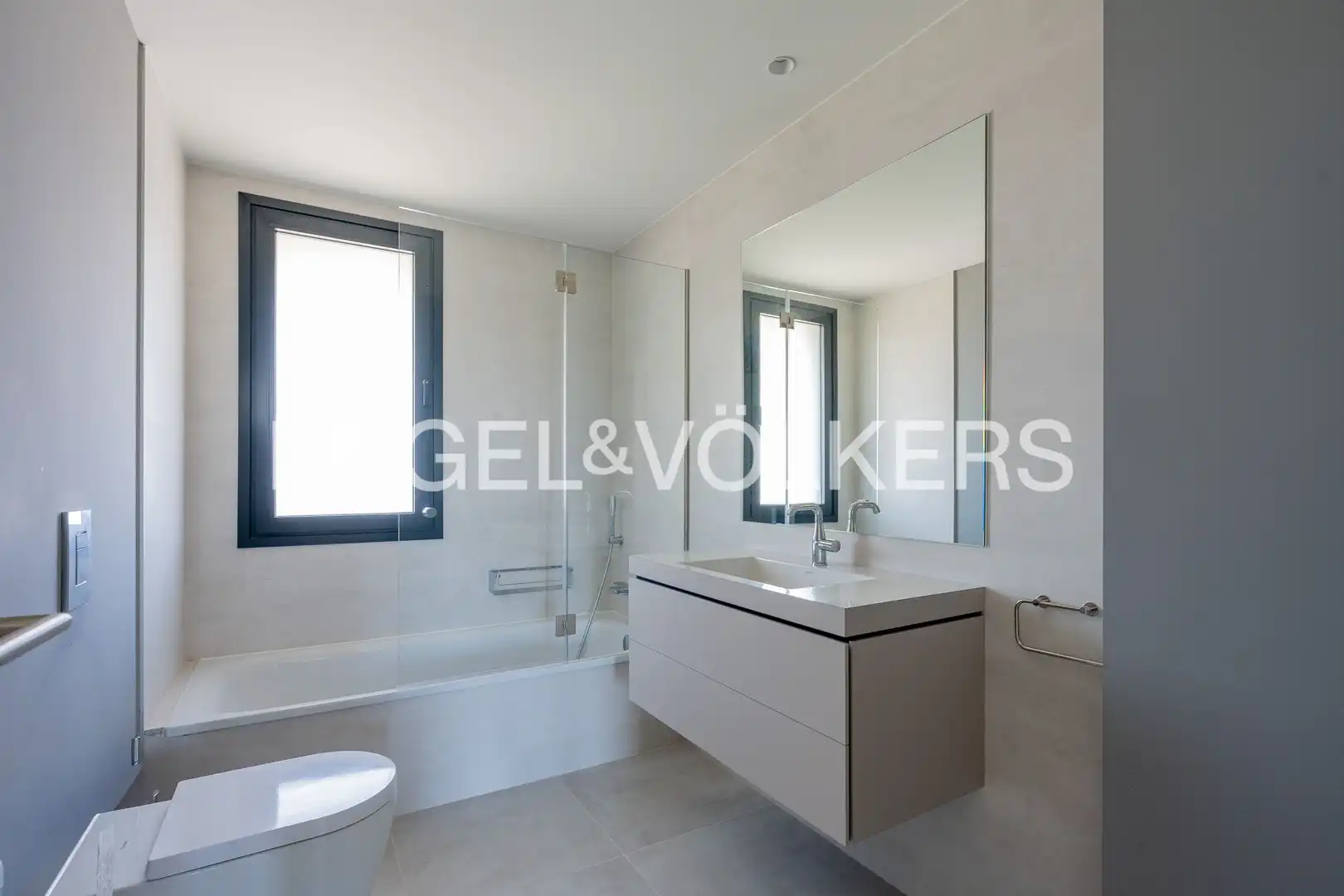 Baño de Casa o chalet en venta en Las Rozas de Madrid con Aire acondicionado, Calefacción y Jardín privado
