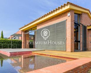 Exterior view of House or chalet for sale in Caldes d'Estrac  with Heating, Private garden and Terrace