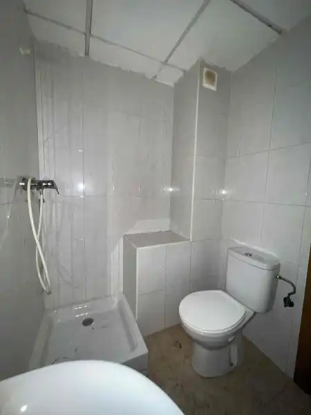 Baño de Piso en venta en Valls con Calefacción, Trastero y Horno