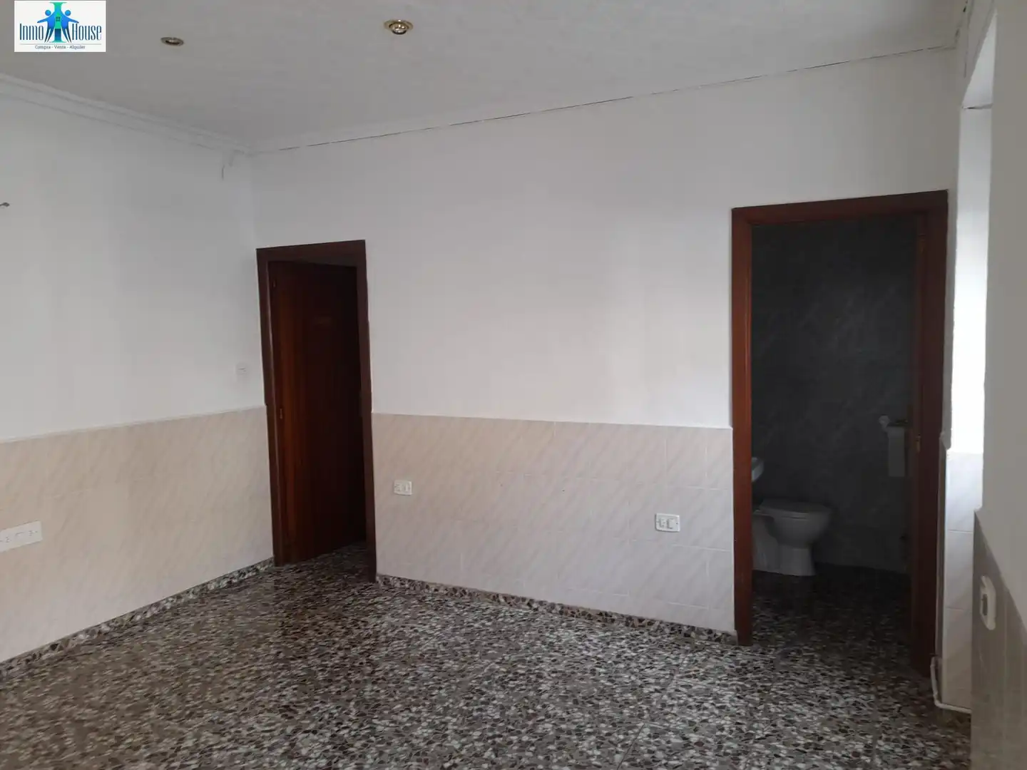 Geschaftsraum zur Miete in Albacete
