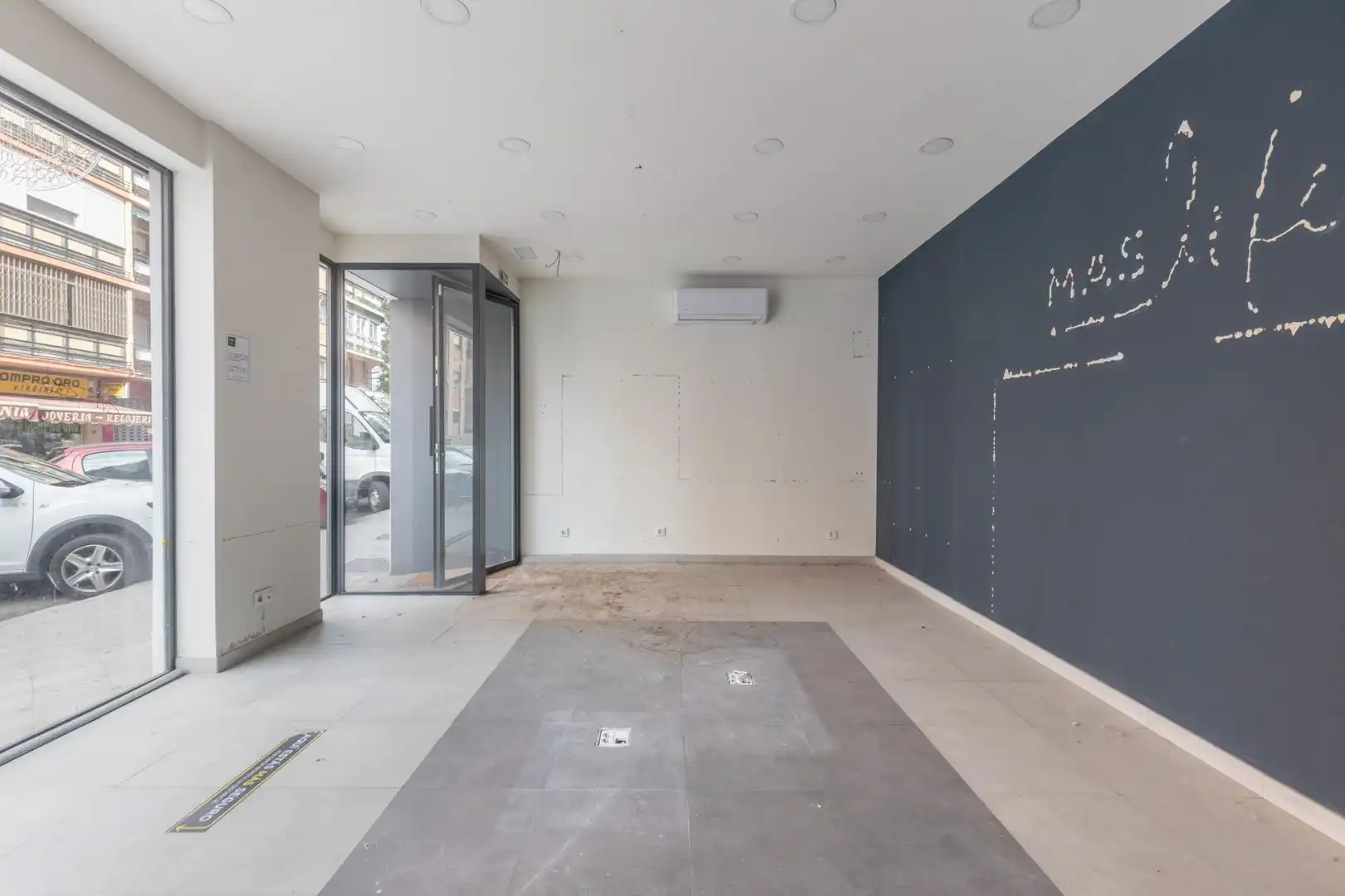 Business premises for sale in Calle Doctor Fermín Garrido 8, imagen 8