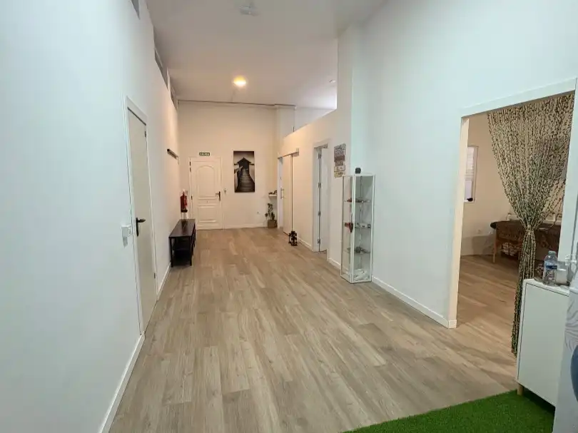 Local de alquiler en Santa Lucía de Tirajana con Aire acondicionado y Amueblado