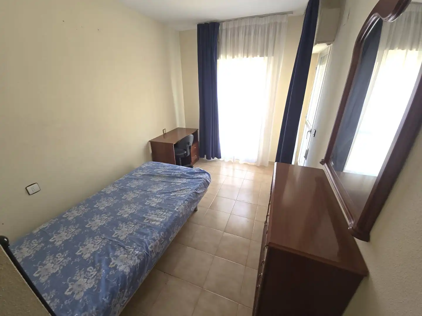 Bedroom of Flat for rent in Cáceres  with Heating, Terrace and Furnished