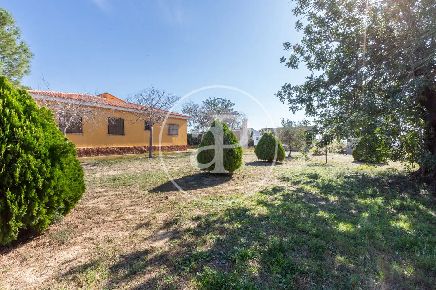 Houses for sale in Chiva  with Air Conditioner, Heating and Private garden