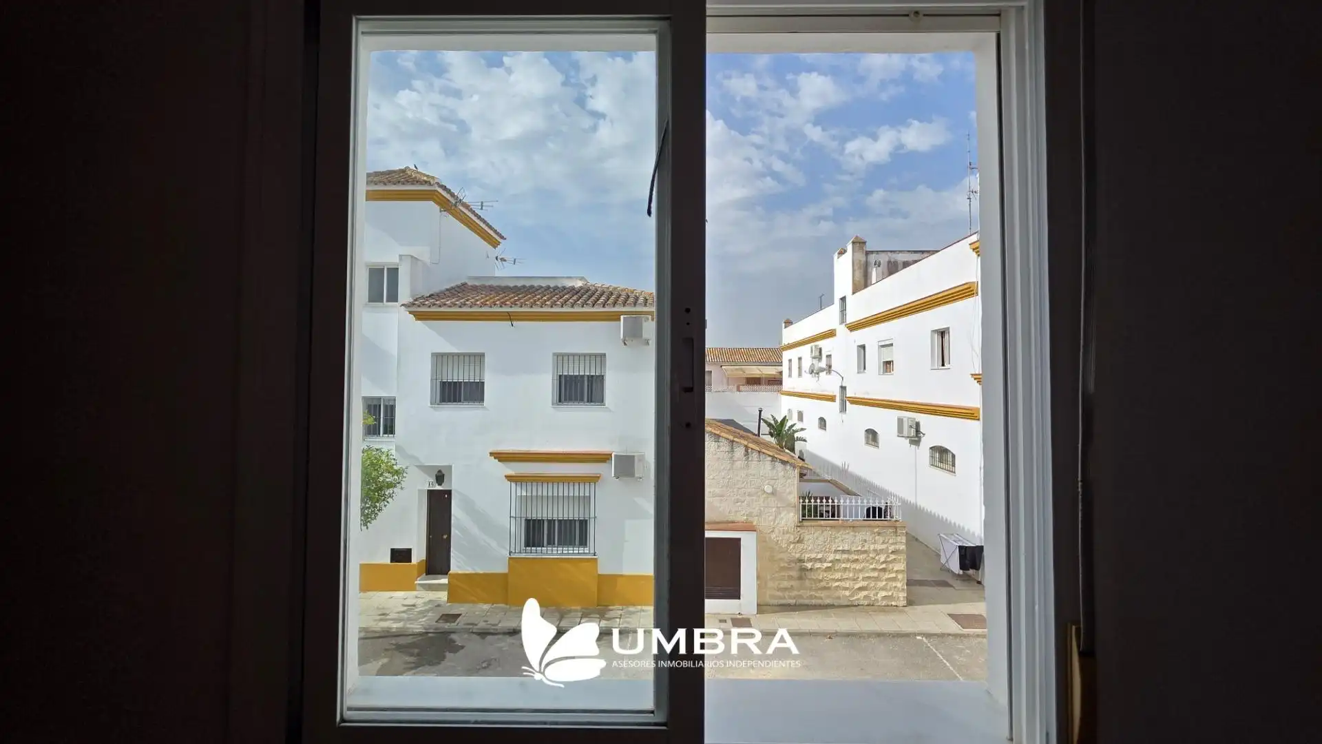 Exterior view of Detached homes for sale in Jerez de la Frontera